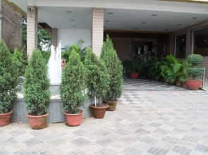 OYO 1651 Hotel Seetal
