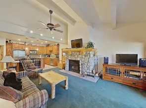 Cozy One Bedroom Condo with Loft - Just Steps to Mammoth Mountain! Free WiFi and Parking! by RedAwning
