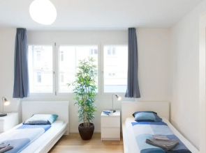 Zh Kreuzplatz I Hitrental Apartment