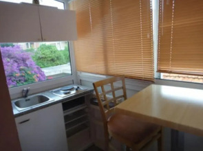 Seafront Apartments Pretner