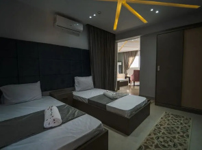 Gardenia Pyramids Hostel