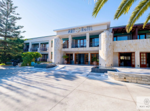 May Beach Hotel