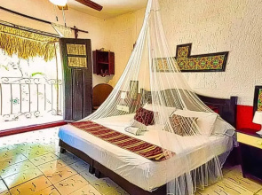 Beachfront 3 Bedroom Hacienda del Cuyo