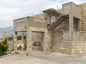 Apartments Oliva