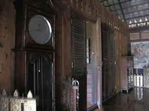 Ayothaya Riverside House