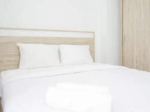 Comfort and Elegant Studio Apartment at Springwood Residence