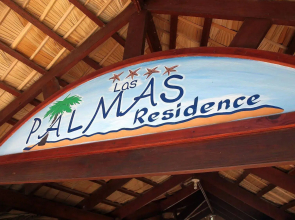 Las Palmas Residence