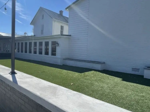 The Hermitage Inn and Taphouse