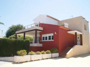 0001 Villa Mahon