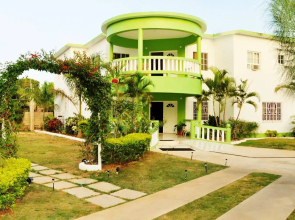 Mom's Village Resort