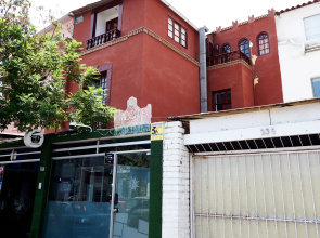 Pirwa Hostel Prada