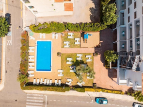 Bay Hotel