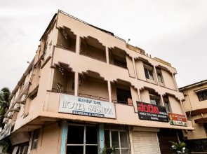 Sushma Lodge by OYO Rooms