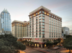 Courtyard by Marriott Austin Downtown/Convention Center