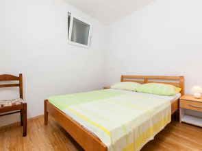 Apartments Klarić 3406