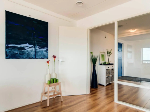 Amazing Apartment on 39th floor 773