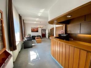 Adamidis Hotel