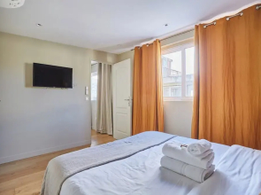Superb Apartment 2 Bedrooms Center of Paris