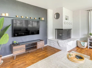 1 Mi to UO Campus - Family Home w/ Pool Table!