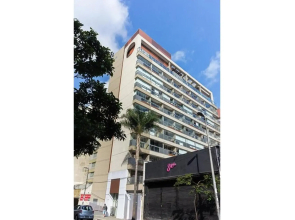 Apartamento c/infinity pool prox shopping Frei Caneca 704