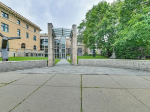 Apartment w/ Deck in Albany, Walk to Downtown!
