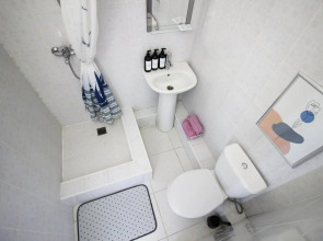 Апартаменты Максимум, пр-т. Дзержинского, д. 240