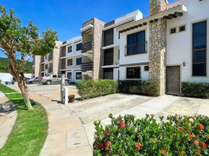 Prime Location House at Cerritos Great Price