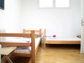 Jellostone Hostel