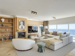 Coastline Arrabida Villa by Cadenzalux