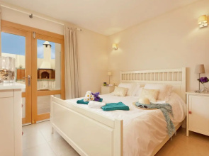 Cosy Holiday Home in Punta Mujeres With Terrace