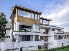 Sunyata Pure House