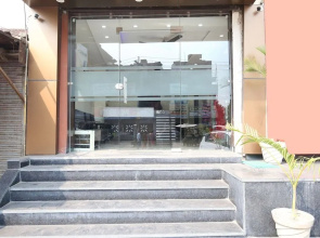 OYO 22332 Hotel Zs