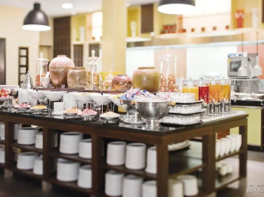 Mövenpick Hotel Amsterdam City Centre