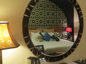 Отель The Park Hotel Formerly Al Jawhara Gardens