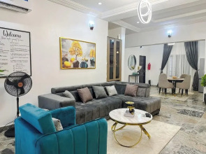 Emiez Apartment and Hotel