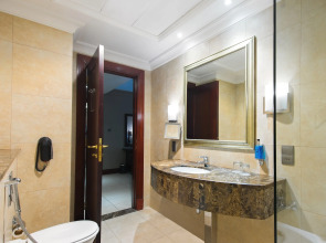 Somewhere Hotel Apartment