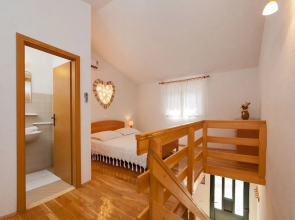 Apartments Mande and Kate