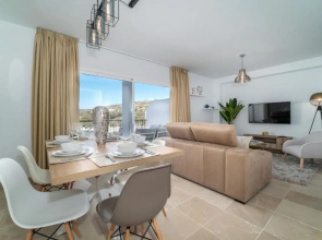 Stunning 3 Bed Townhouse with amazing views near Sotogrande port