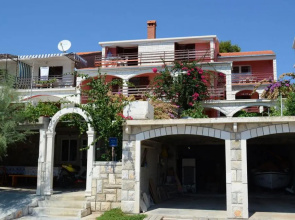 Apartments Prižba Bay