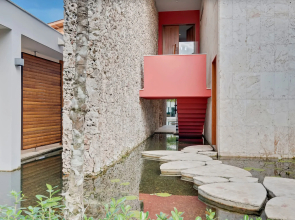 Exquisite Villa w Stunning Ocean Views Gym Golf