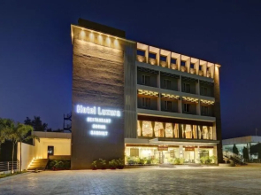 Hotel Luxura
