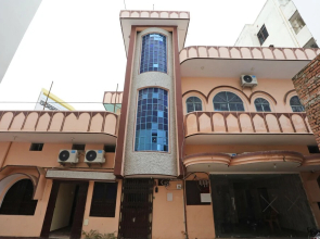 Sandhya Guest House by OYO Rooms