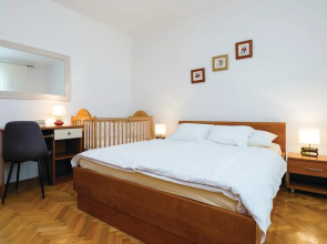 Nice Home in Vrsi With Wifi and 3 Bedrooms