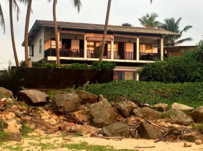 Beach Villa Yin Near Hikkaduwa, With Pool and Cook - Semi-detached House