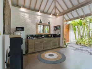 Mundaka Villa by Betterplace