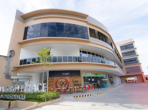 Mangrove Place and ResidencesbyHiverooms