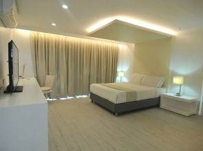 LeBlanc Hotel and Resort