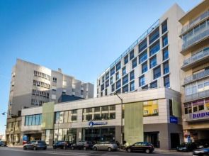 Lisbon Avenue Apart - Free Parking