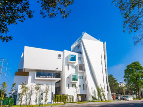 Sun Dialogue Hotel by Cosmos Creation