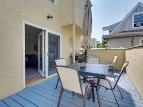 Seaside Heights Condo w/ Deck: Walk to Boardwalk!